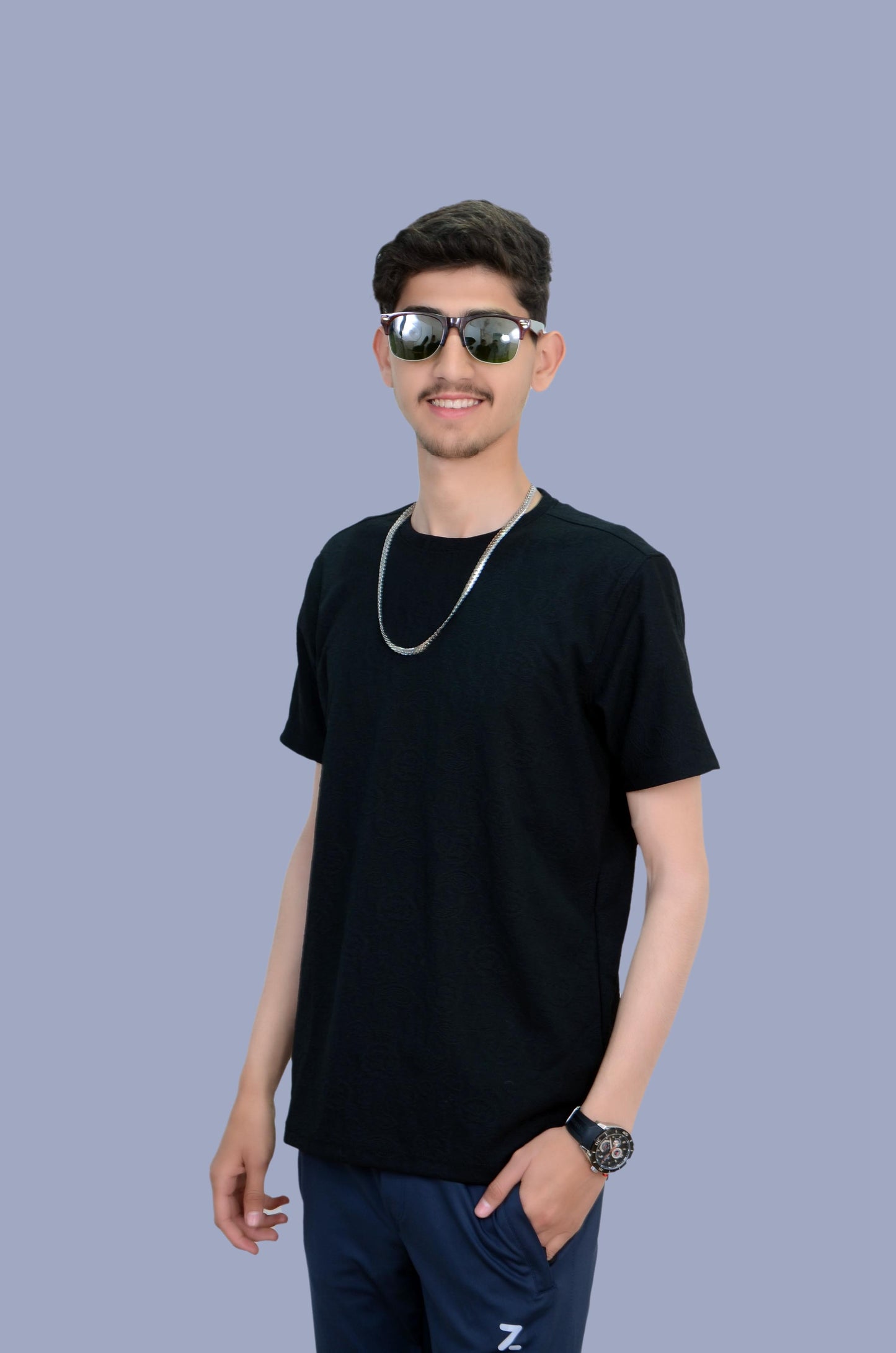 Basic T-Shirt
