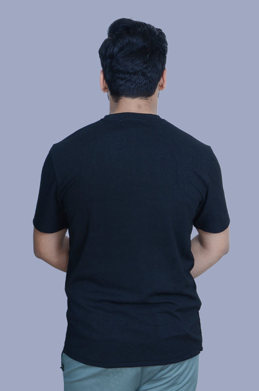 Basic T-Shirt