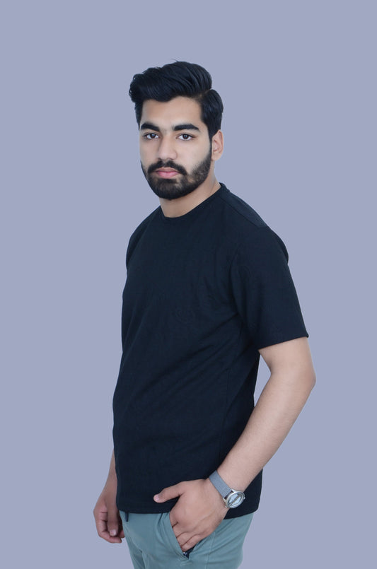 Basic T-Shirt
